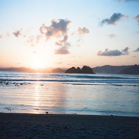 Ripbowl Guest House セロング・ベラナク エクステリア 写真