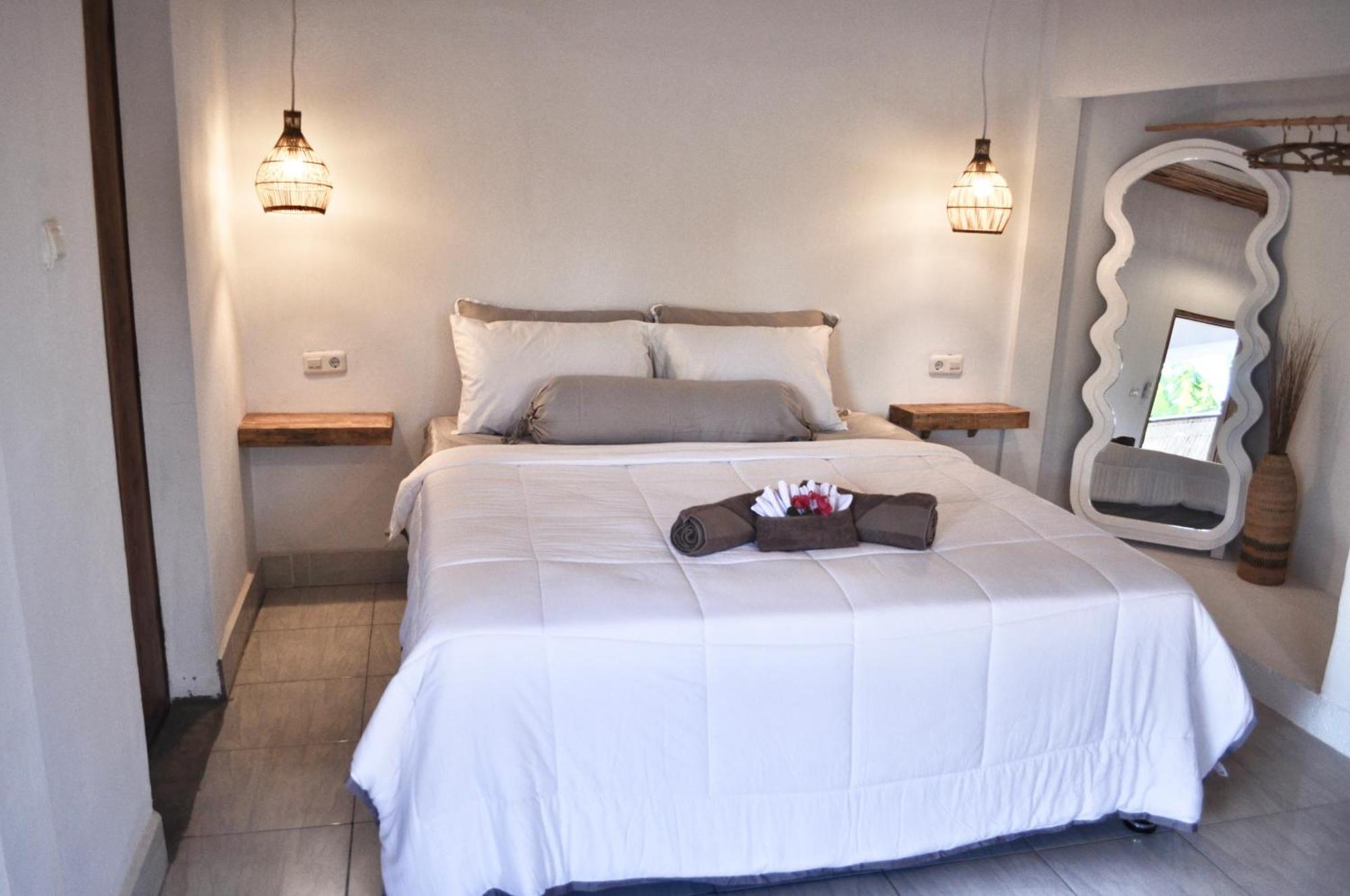 Ripbowl Guest House セロング・ベラナク エクステリア 写真