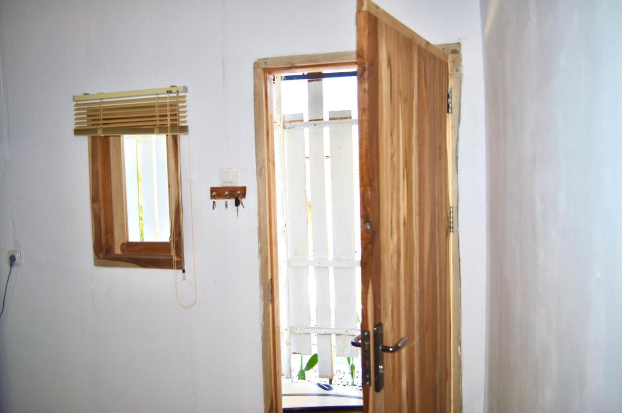 Ripbowl Guest House セロング・ベラナク 部屋 写真